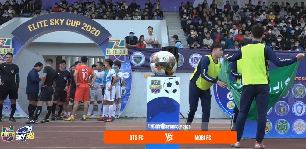 Trận bóng đá phủi DTS vs Mobi – Giải Elite Sky Cup – SKY88 tài trợ